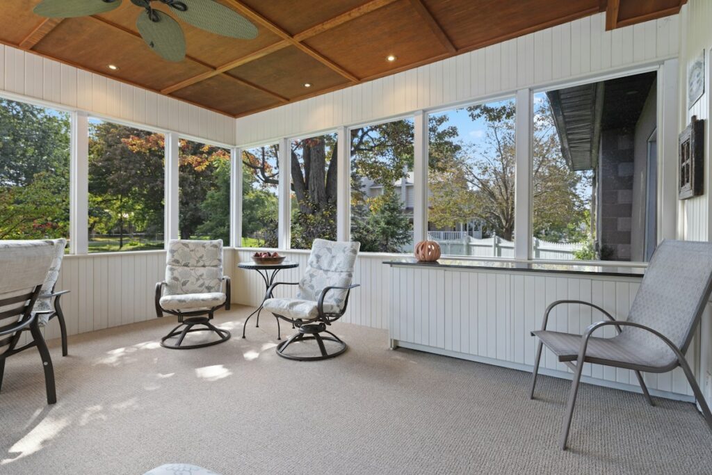 Screen Porches example photograph